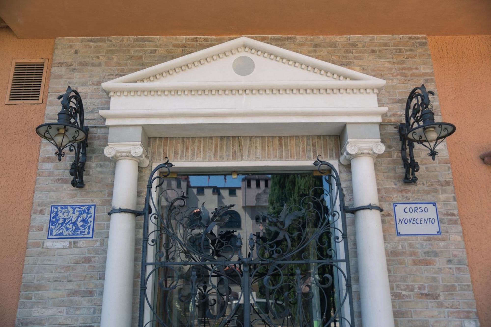 Il Castello Di Perano Hotel Exterior photo